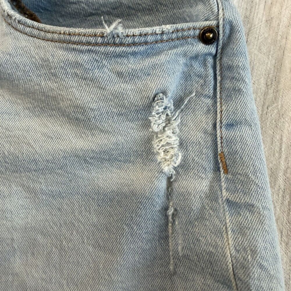 Loft Women's High Rise Denim Cut Off Shorts Light Wash Distressed Size 30/10 - Picture 6 of 14